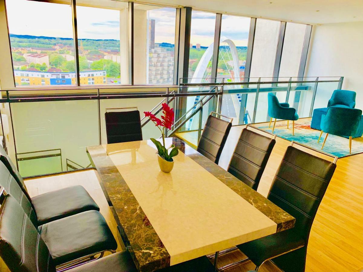 Glasgow City Centre - The Penthouse With Riverviews - Exterior photo