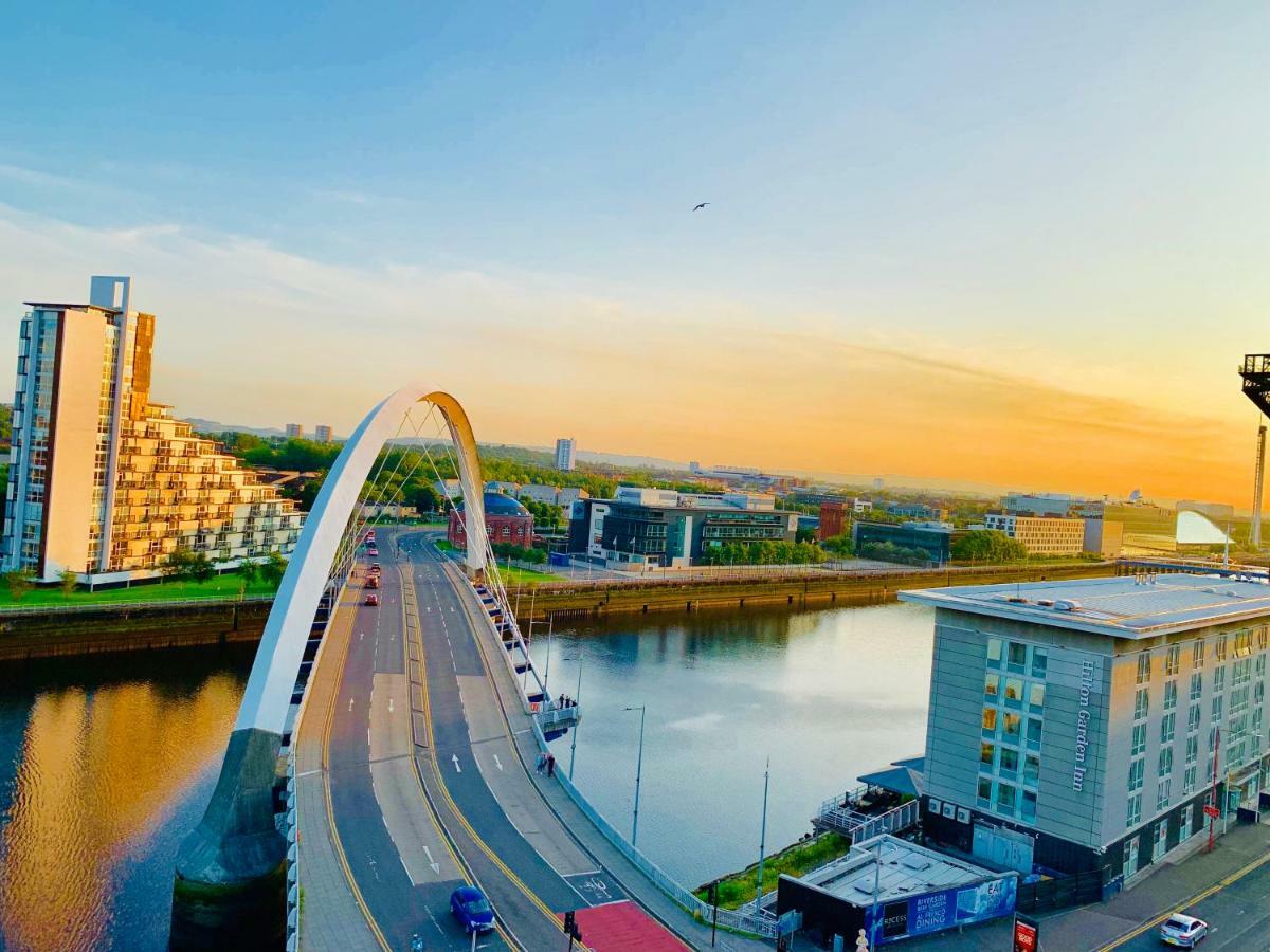 Glasgow City Centre - The Penthouse With Riverviews - Exterior photo