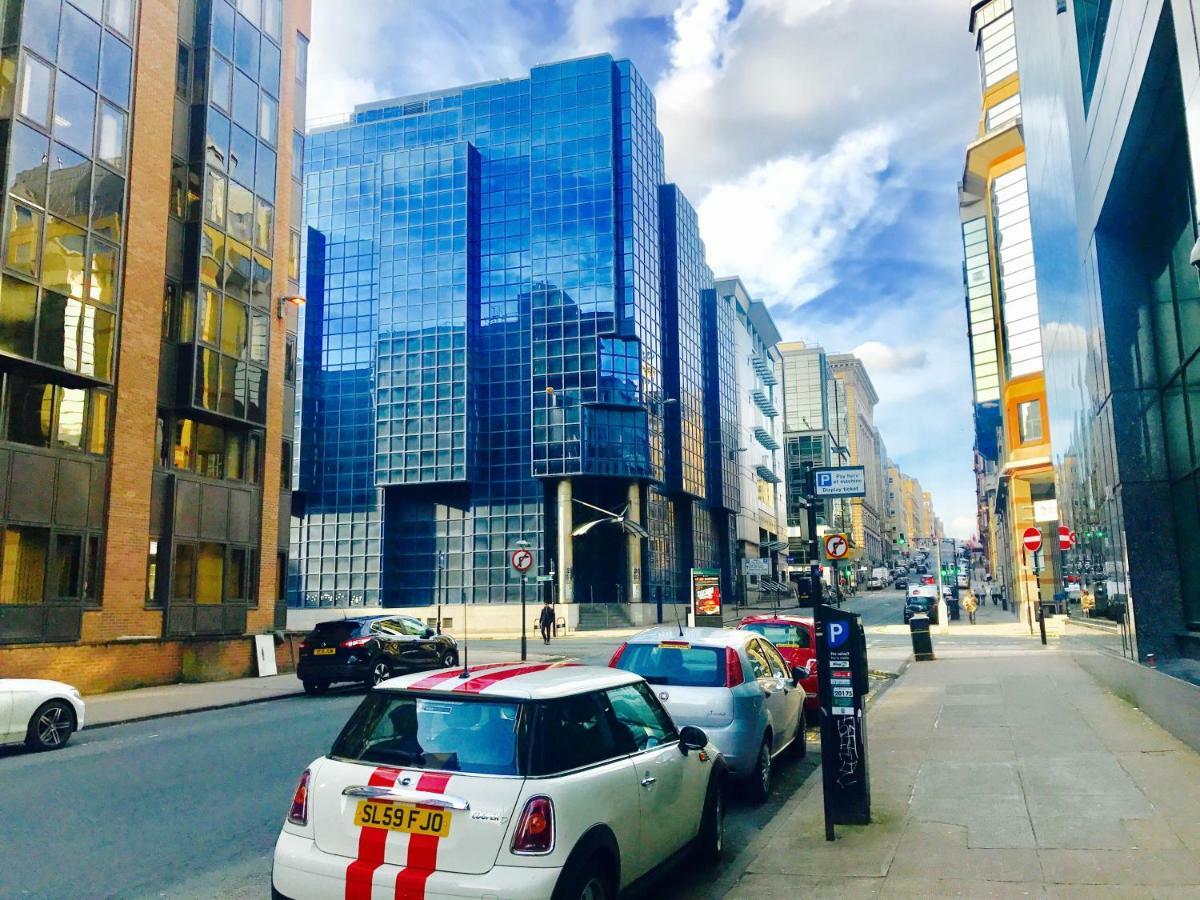 Glasgow City Centre - The Penthouse With Riverviews - Exterior photo